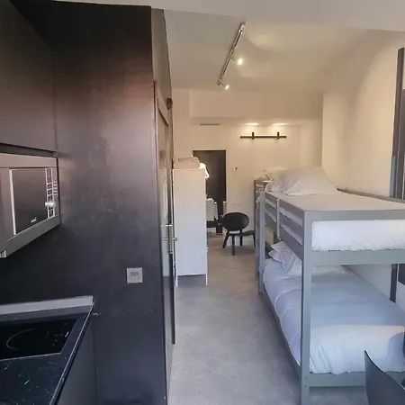 Faro Compartida Guest house